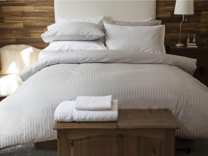 Belledorm Hotel Suite 540 Thread Count Egyptian Cotton Platinum Duvet Cover Sets